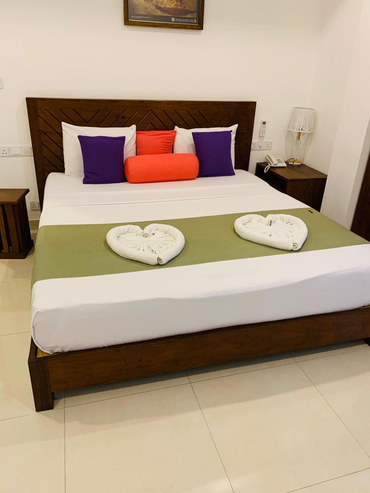 Hotel Eden Grand Dambulla Exteriér fotografie