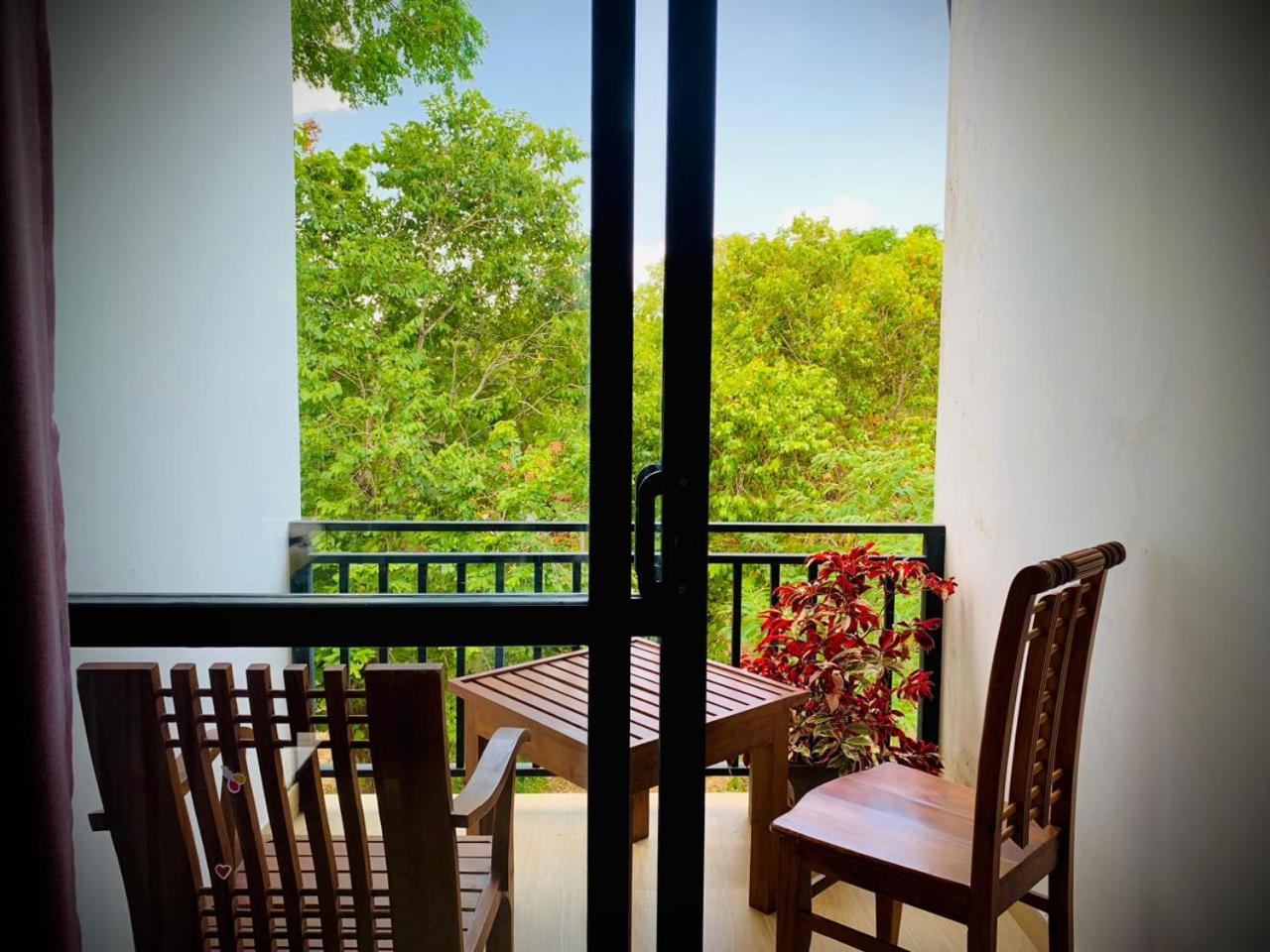 Hotel Eden Grand Dambulla Exteriér fotografie