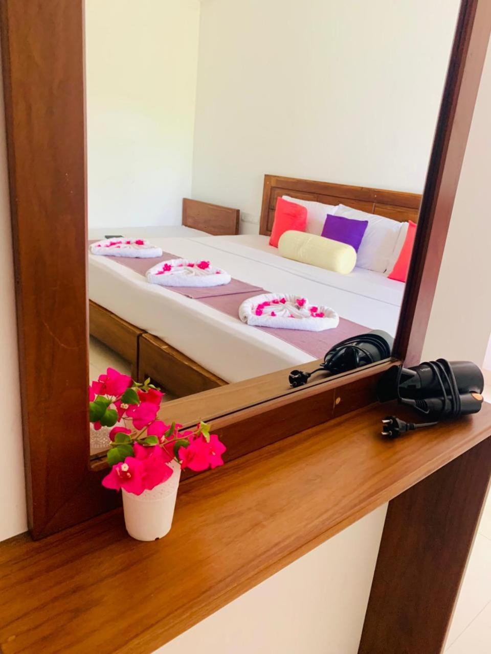 Hotel Eden Grand Dambulla Exteriér fotografie